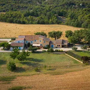 Hébergement de vacances Domaine De La Marie Dans Le Luberon, Peypin-d'Aigues