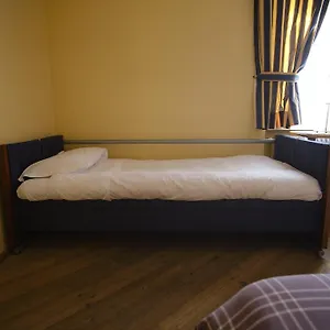 4* Hotel Bes &